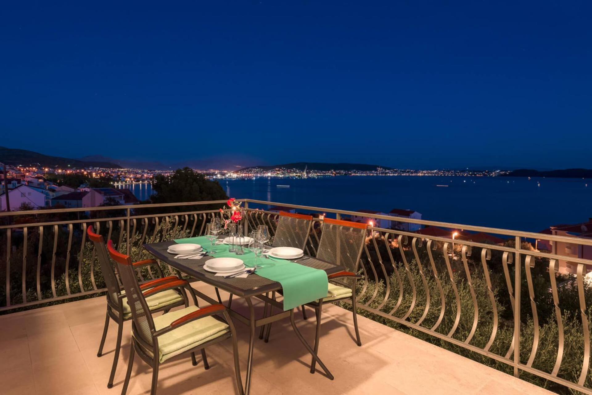 Residence Villa Irena Apartments Трогир Екстериор снимка