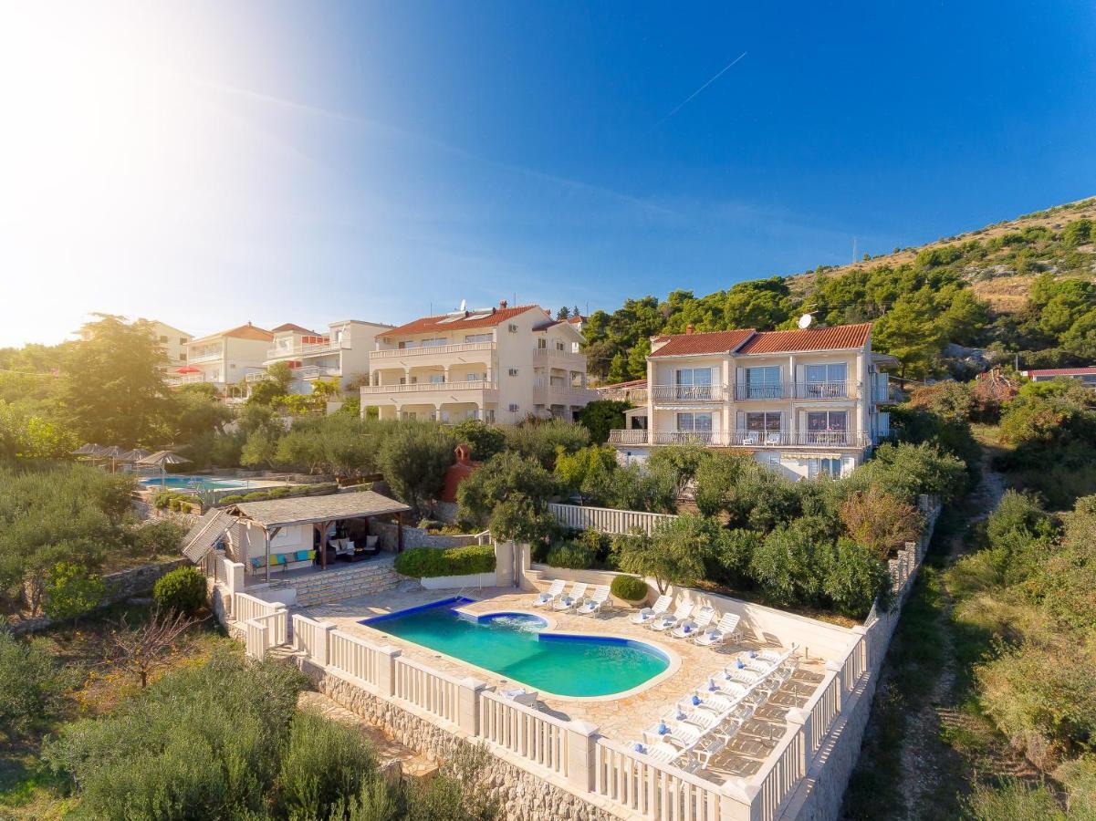 Residence Villa Irena Apartments Трогир Екстериор снимка