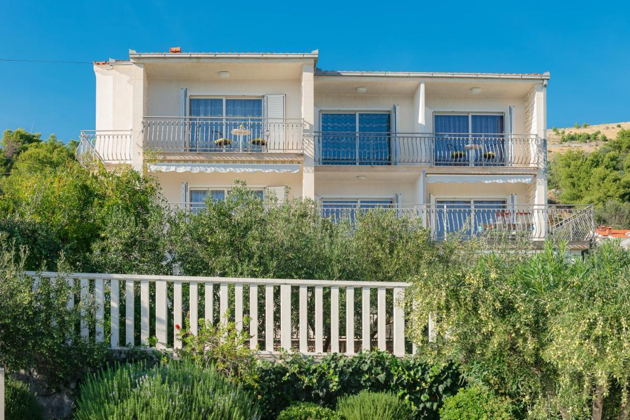 Residence Villa Irena Apartments Трогир Екстериор снимка
