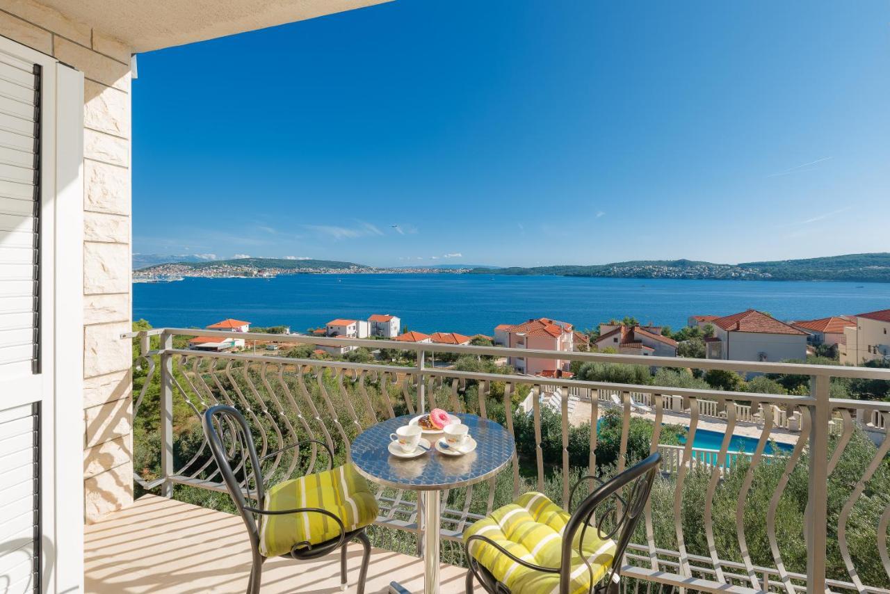 Residence Villa Irena Apartments Трогир Екстериор снимка