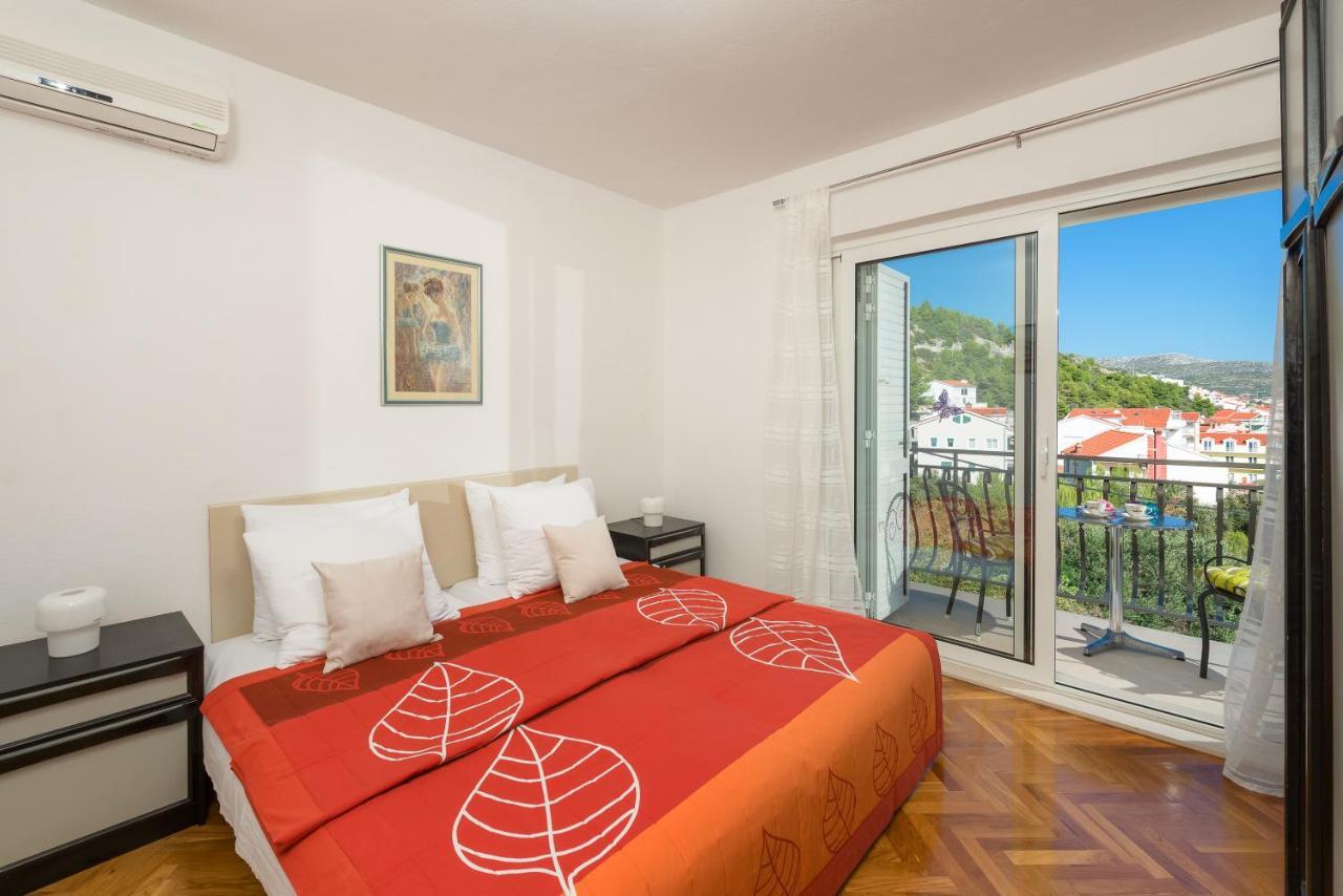 Residence Villa Irena Apartments Трогир Екстериор снимка